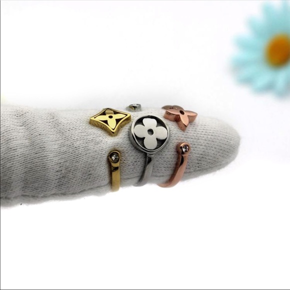 Set 3 rings🔺SOLD🔺 - Picture 3 of 4